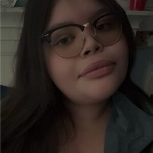 Meet your Posher, Lissette